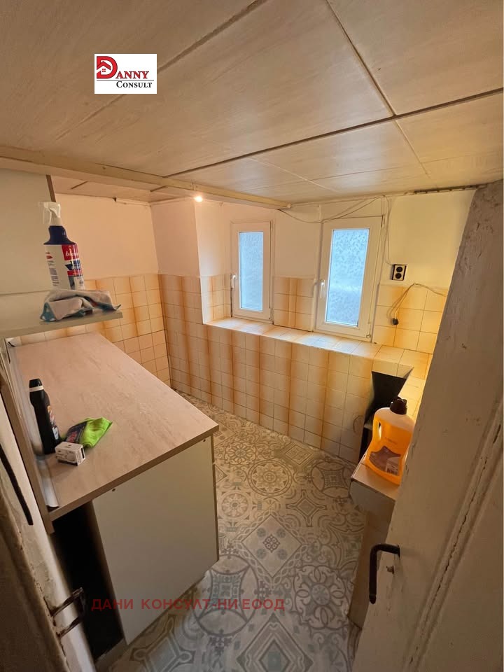 Продава КЪЩА, гр. Велико Търново, Варуша, снимка 4 - Къщи - 53874378