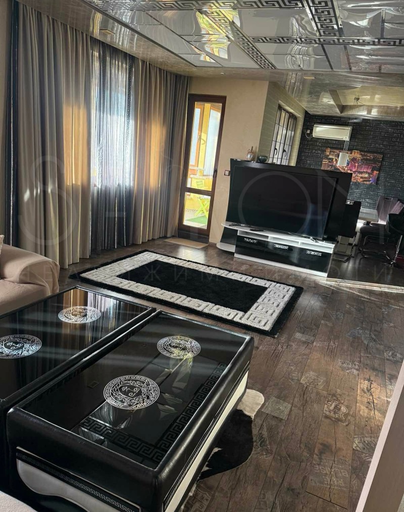 Продава МНОГОСТАЕН в град Стара Загора, Опълченски - 282 кв.м / 525 000 € » 1 026 810.75 лв., ИМОТИ ЕСДОМ
