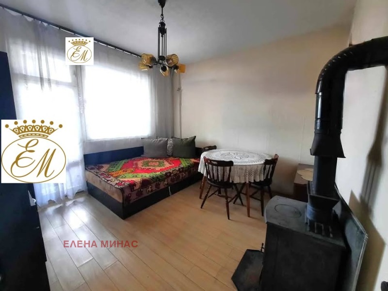 Продава 4-СТАЕН, гр. Шумен, Център, снимка 2 - Апартаменти - 52547357