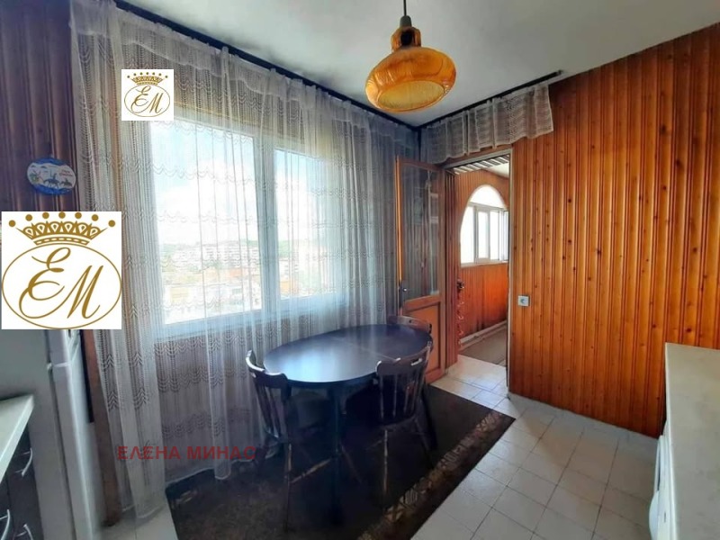 Продава 4-СТАЕН, гр. Шумен, Център, снимка 8 - Апартаменти - 52547357