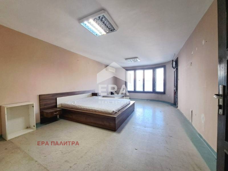 Продава  Многостаен град Бургас , Център , 138 кв.м | 12986683 - изображение [12]