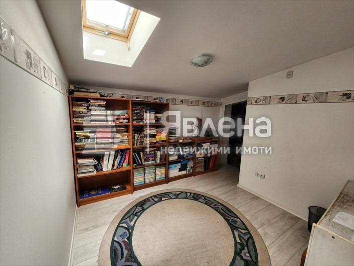 Продава МНОГОСТАЕН, гр. София, Център, снимка 16 - Апартаменти - 54361218