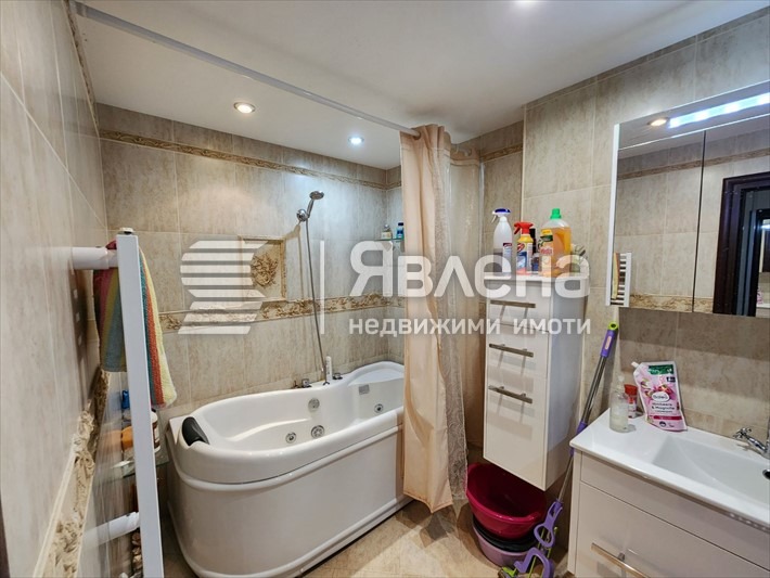 Продава МНОГОСТАЕН, гр. София, Център, снимка 10 - Апартаменти - 54361218