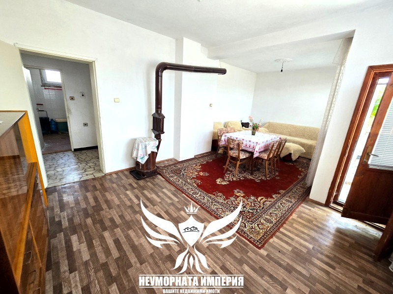 Продава  Къща област Пловдив , с. Конуш , 320 кв.м | 50224895 - изображение [5]