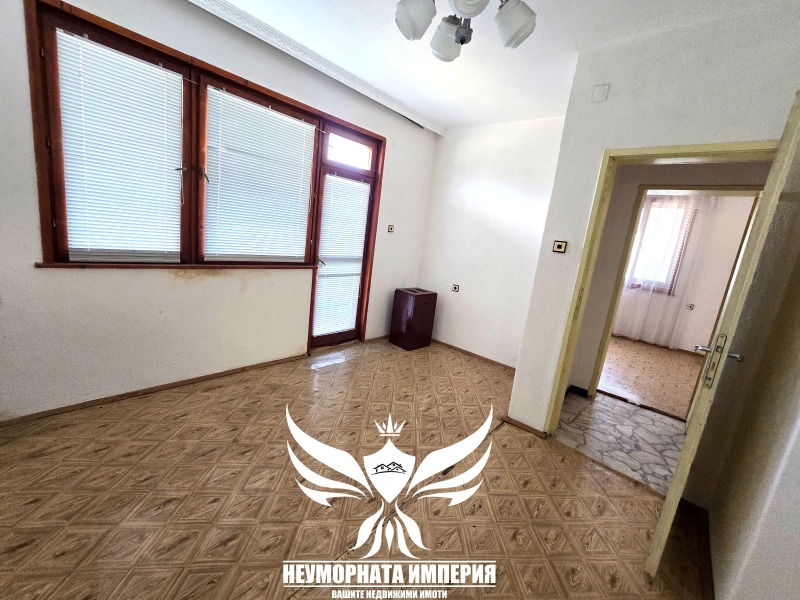 Продава  Къща област Пловдив , с. Конуш , 320 кв.м | 50224895 - изображение [8]