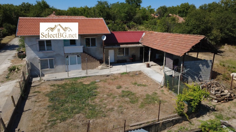 Продава КЪЩА, област Велико Търново, с. Страхилово • 65000 € • 47079998 — Holmes.bg