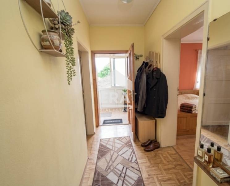 Продава КЪЩА, гр. Хасково, Република, снимка 7 - Къщи - 54506051