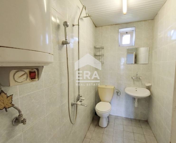 Продава КЪЩА, гр. Хасково, Република, снимка 11 - Къщи - 54506051
