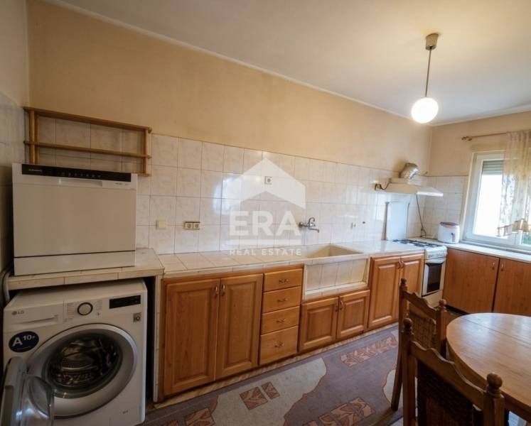 Продава КЪЩА, гр. Хасково, Република, снимка 3 - Къщи - 54506051
