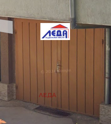 Продава ГАРАЖ, ПАРКОМЯСТО, гр. Плевен, Широк център