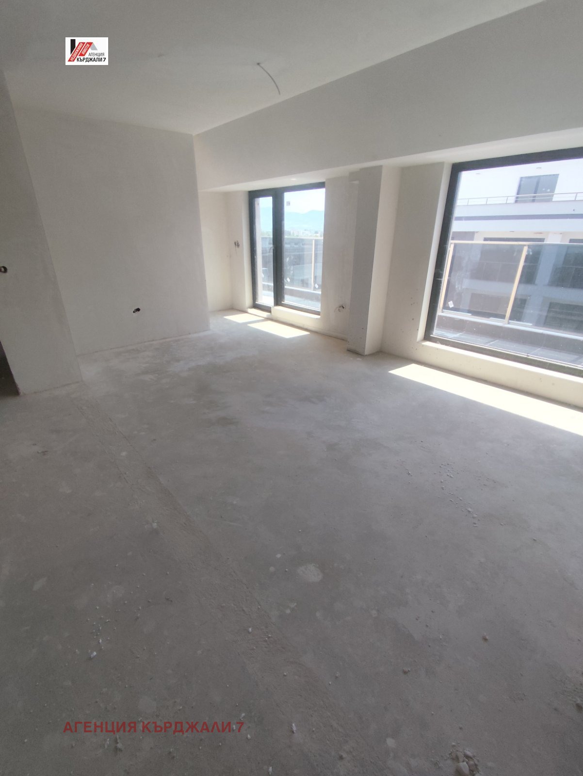 Продава 2-СТАЕН, гр. Кърджали, Възрожденци, снимка 2 - Апартаменти - 55553831