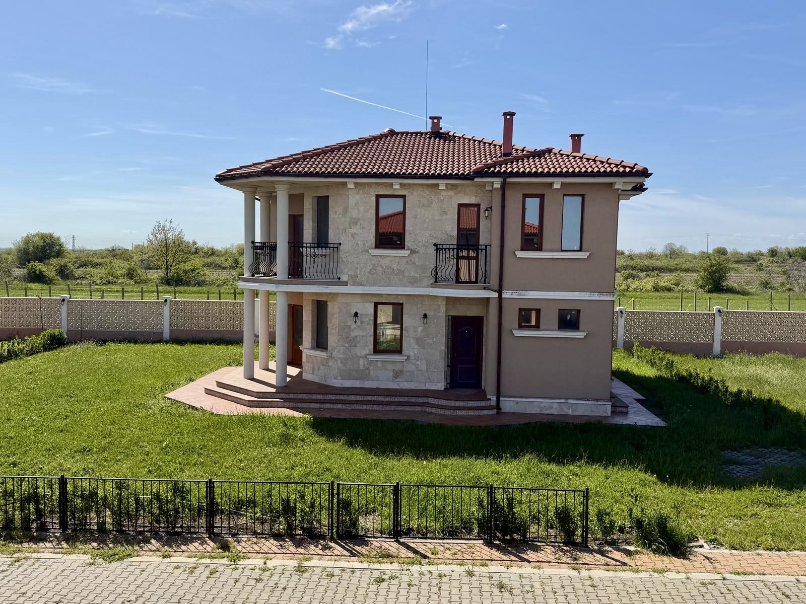 Продава КЪЩА, гр. Поморие, област Бургас