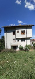 Продава ВИЛА, с. Райово, област София област, снимка 1