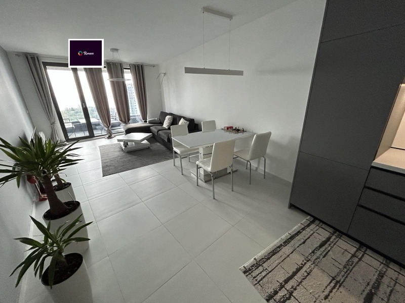 Продава 3-СТАЕН, гр. Варна, Бриз, снимка 2 - Апартаменти - 52481534