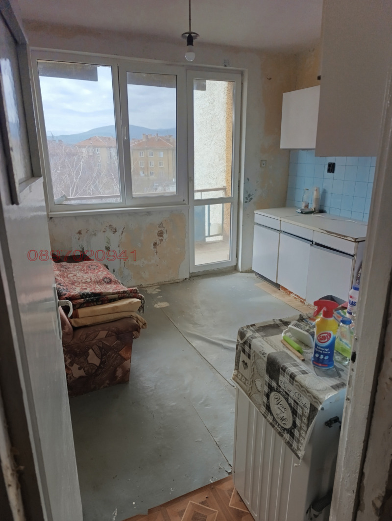 Продава 3-СТАЕН, гр. Бобов дол, област Кюстендил, снимка 13 - Апартаменти - 53523155