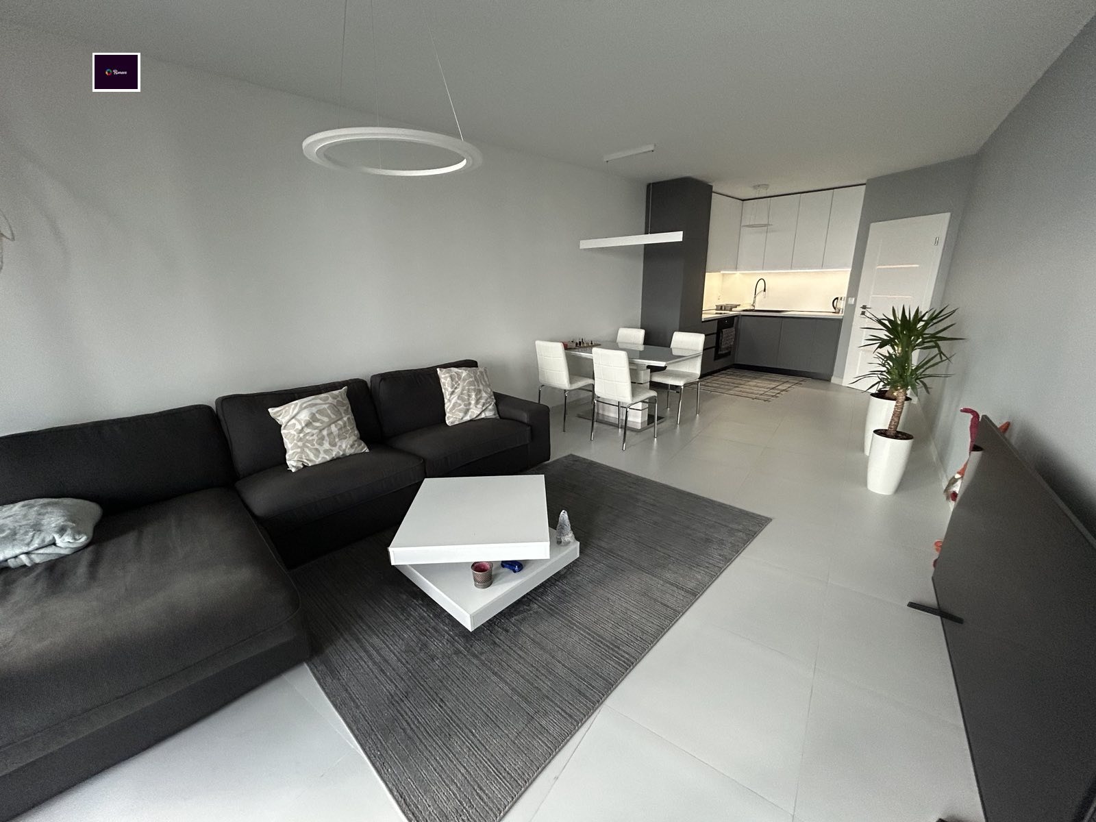 Продава 3-СТАЕН, гр. Варна, Бриз, снимка 2 - Апартаменти - 54841913