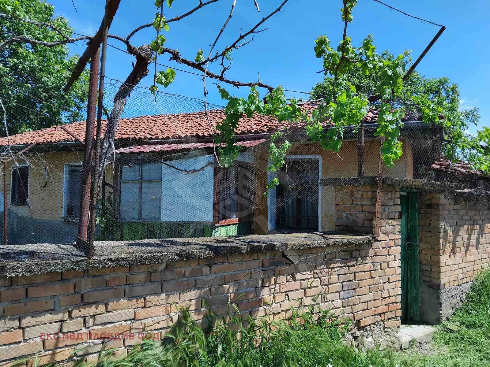 Продава КЪЩА, с. Иван Вазово, област Пловдив