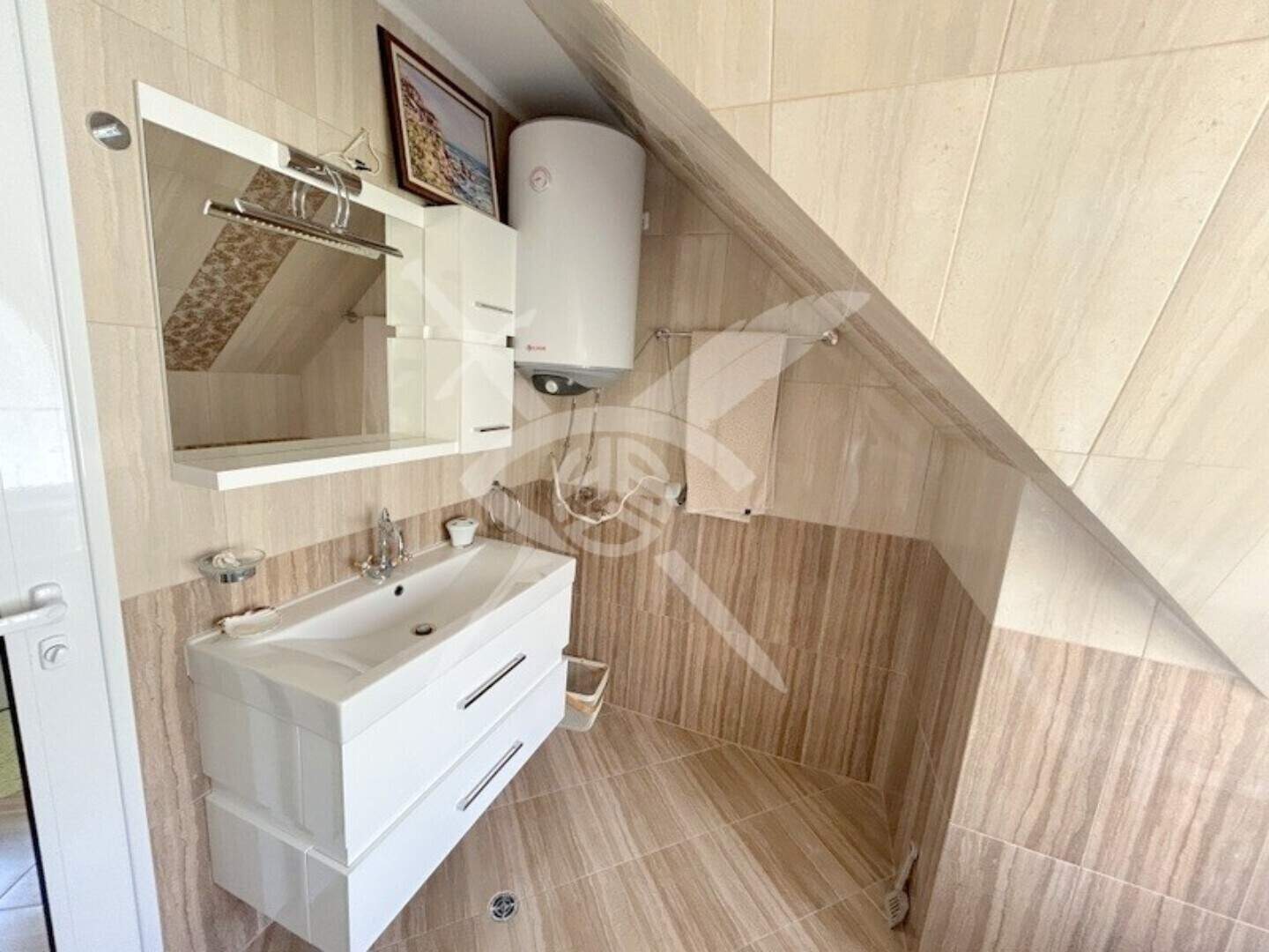 Продава КЪЩА, с. Кошарица, област Бургас, снимка 11 - Къщи - 54916889