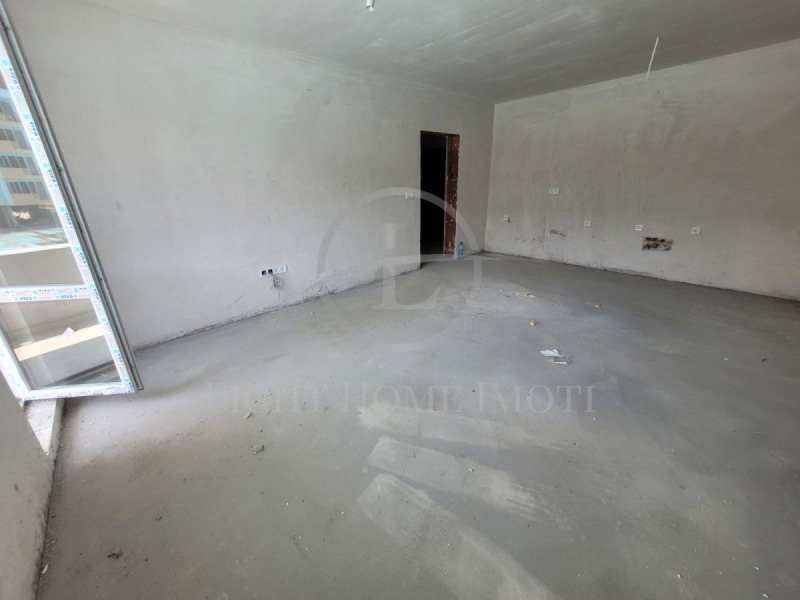 In vendita  2 camere da letto Plovdiv , Iugen , 110 mq | 99411853