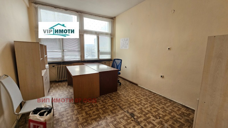 Продава  Многостаен град Ловеч , Широк център , 187 кв.м | 95879011 - изображение [4]