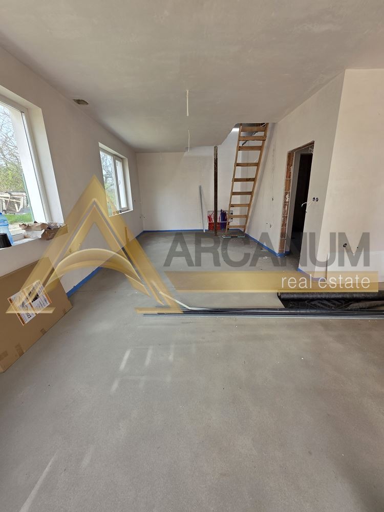 Продава КЪЩА, с. Приселци, област Варна, снимка 12 - Къщи - 49348727