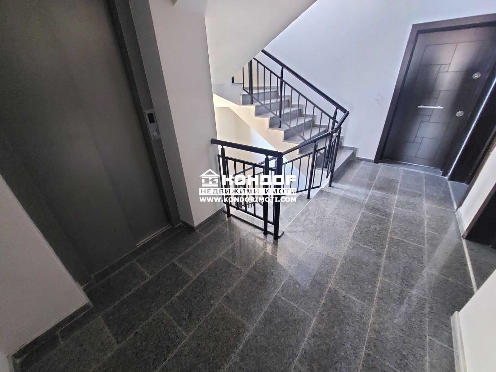 Продава 3-СТАЕН, гр. Пловдив, Христо Смирненски, снимка 2 - Апартаменти - 52398696