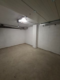 Продава  Гараж, Паркомясто град Плевен , Идеален център , 18 кв.м | 86146292 - изображение [2]