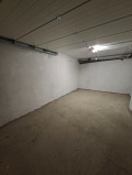 Продава  Гараж, Паркомясто град Плевен , Идеален център , 18 кв.м | 86146292 - изображение [3]