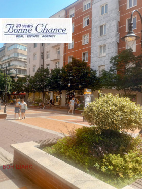 МАГАЗИН, 82 m2