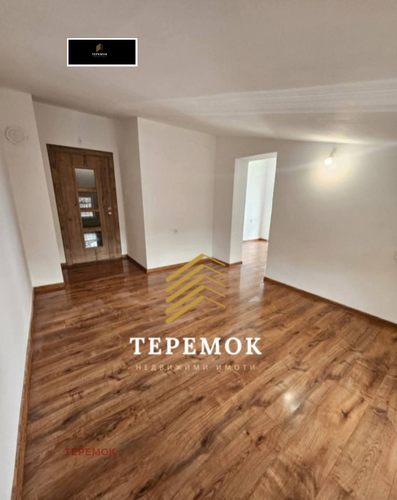 Na prodej  1 ložnice Šumen , Matematičeska gimnazija , 48 m2 | 98233837