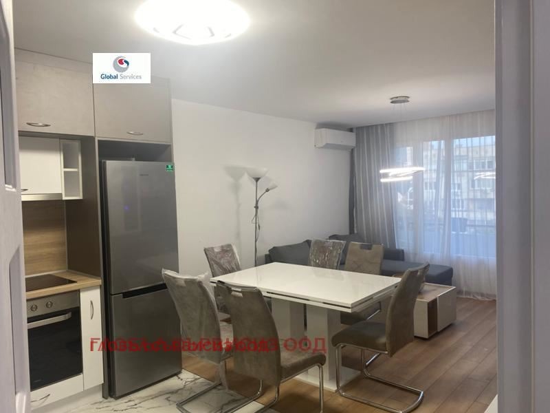 Na prodej  2 ložnice Sofia , Ljulin 8 , 75 m2 | 34636118 - obraz [2]