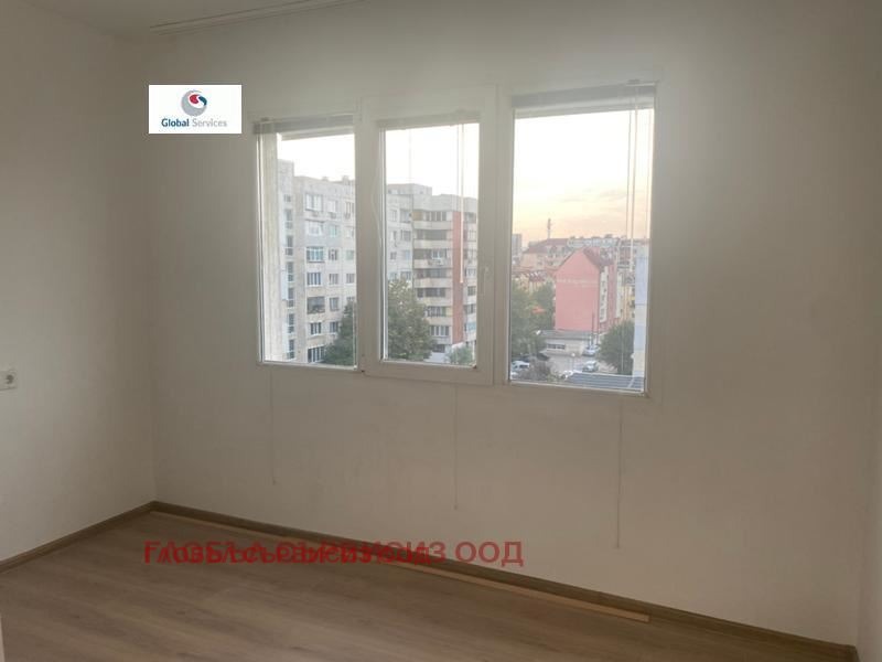 Na prodej  2 ložnice Sofia , Ljulin 8 , 75 m2 | 34636118 - obraz [9]