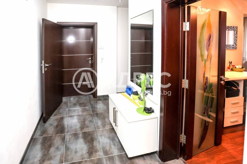 Продава 3-СТАЕН, гр. София, Център, снимка 13 - Апартаменти - 53451382