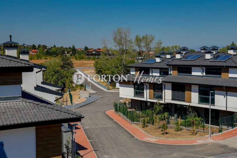 Продава КЪЩА, гр. София, м-т Камбаните, снимка 4 - Къщи - 52718157