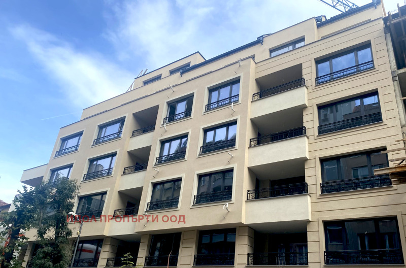 Продава 3-СТАЕН, град София, Център • 530000 € / 1036589.90 лв. • 35384170 1