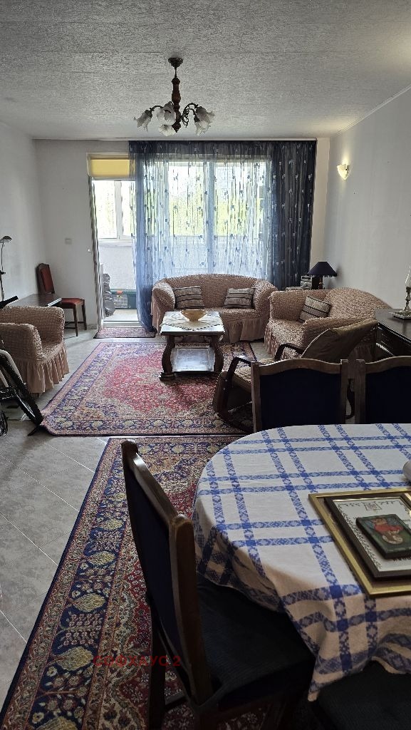 Продава 3-СТАЕН, гр. София, Хиподрума, снимка 3 - Апартаменти - 54293691