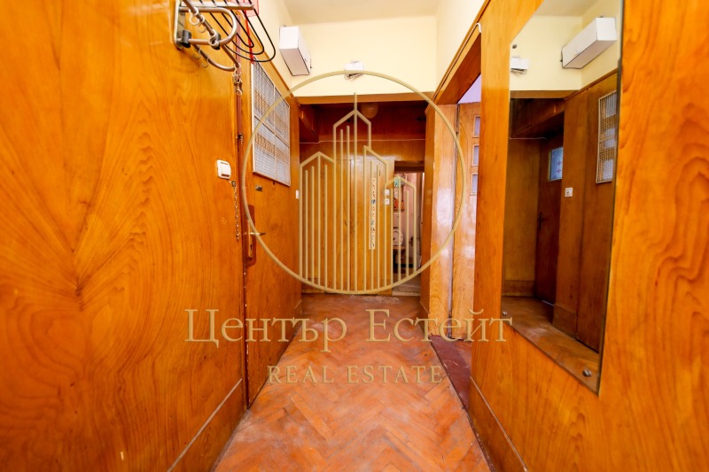 Продава  Етаж от къща град Плевен , Идеален център , 102 кв.м | 36282751 - изображение [8]
