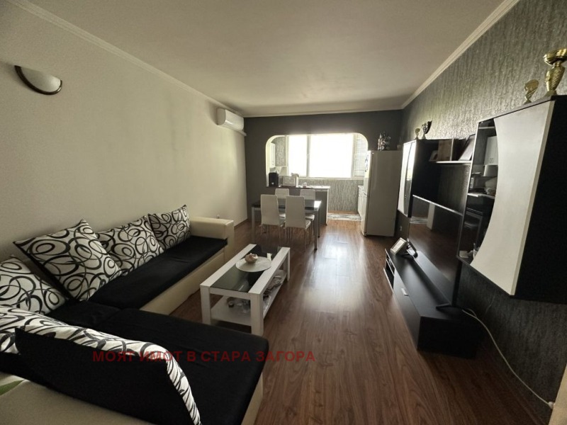 In vendita  2 camere da letto Stara Zagora , Kazanski , 61 mq | 95993996