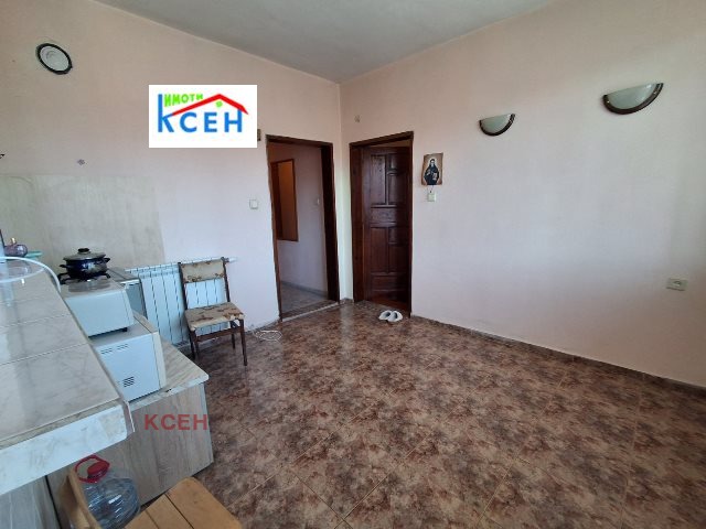 Продава 3-СТАЕН, гр. Търговище, Боровец, снимка 3 - Апартаменти - 54119828