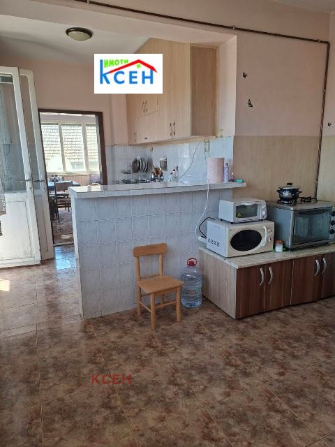 Продава 3-СТАЕН, гр. Търговище, Боровец, снимка 5 - Апартаменти - 54119828