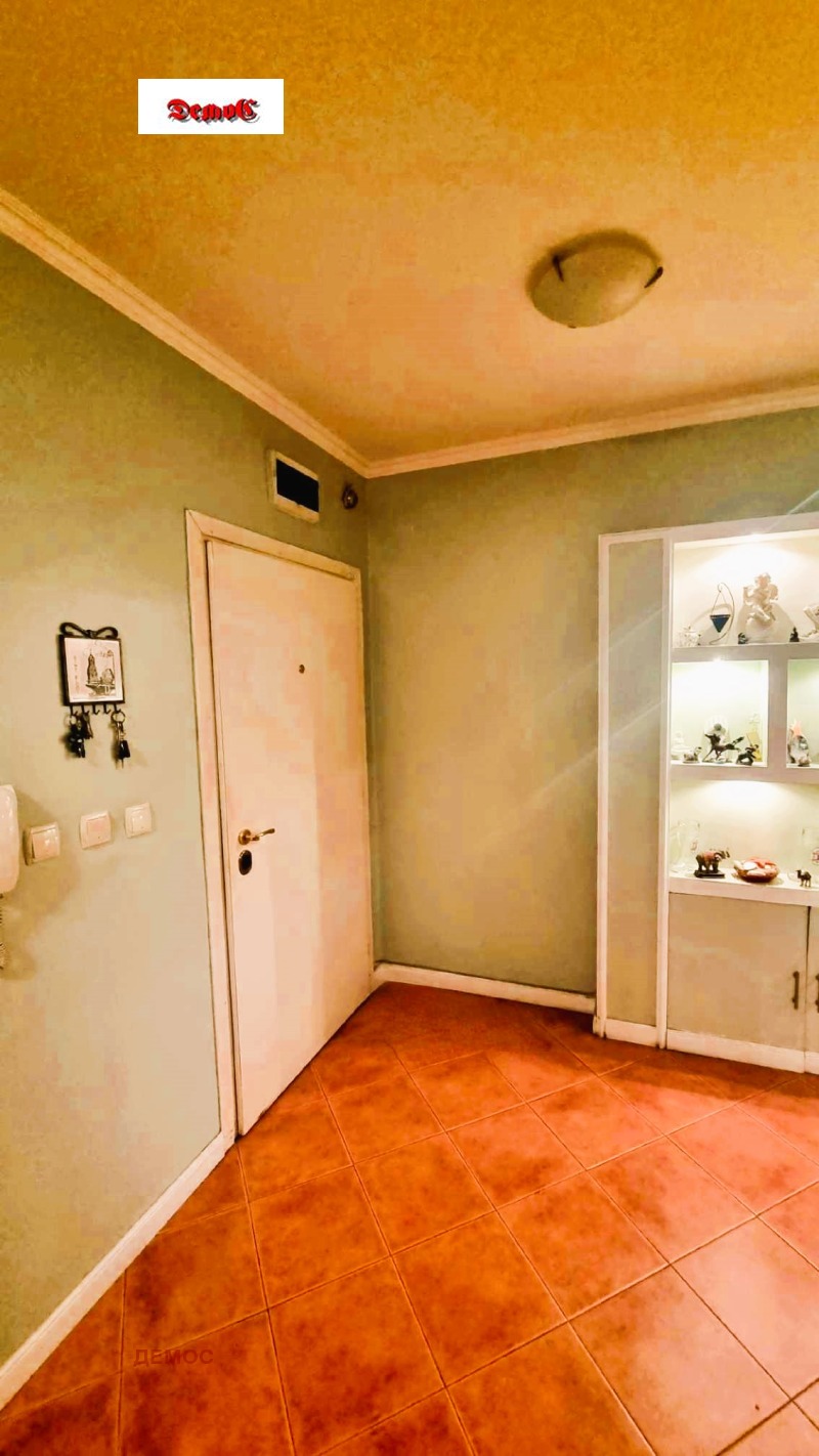 Продава  4-стаен град София , Борово , 187 кв.м | 27156792 - изображение [17]