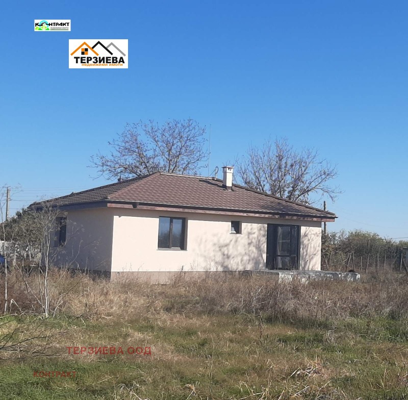 Продава КЪЩА, с. Коларово, област Стара Загора, снимка 1 - Къщи - 49189966