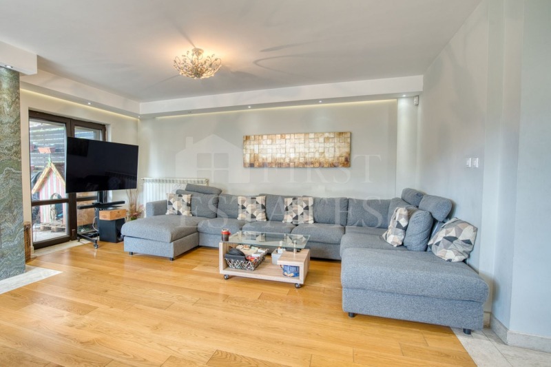 Te koop  Huis Sofia , m-t Detski grad , 240 m² | 50817414 - afbeelding [2]