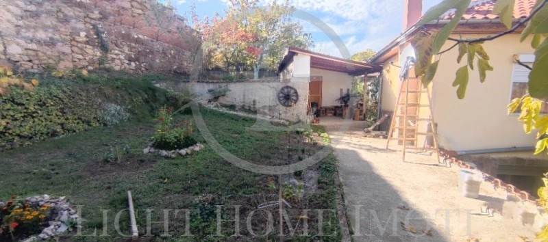Продава КЪЩА, гр. Перущица, област Пловдив, снимка 17 - Къщи - 54141702
