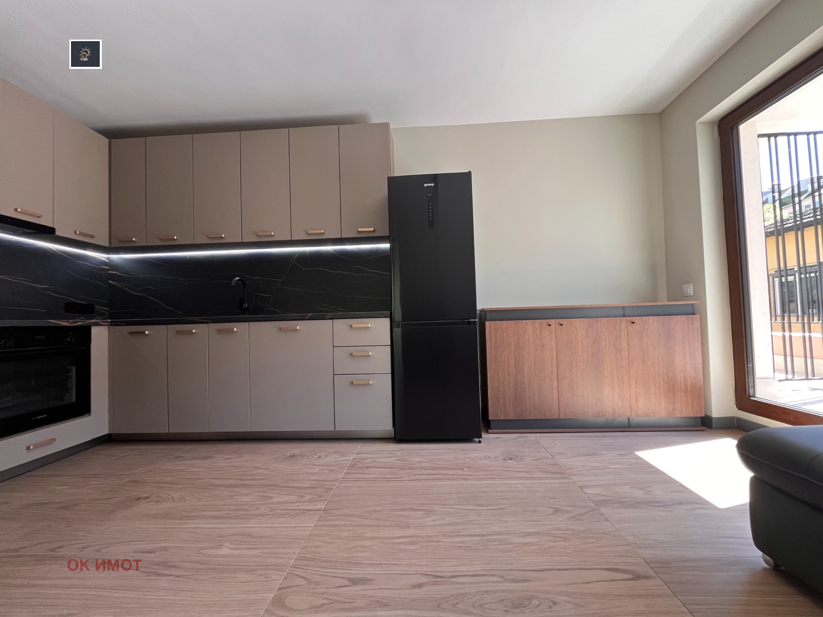 Продава 3-СТАЕН, гр. София, Център, снимка 5 - Апартаменти - 52368092