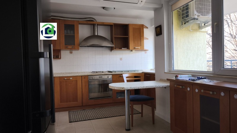 Продава 3-СТАЕН в град Варна, Център - 98 кв.м / 300 000 € » 586 749.00 лв., ДЕРМЕНДЖИЕВИ ЕООД