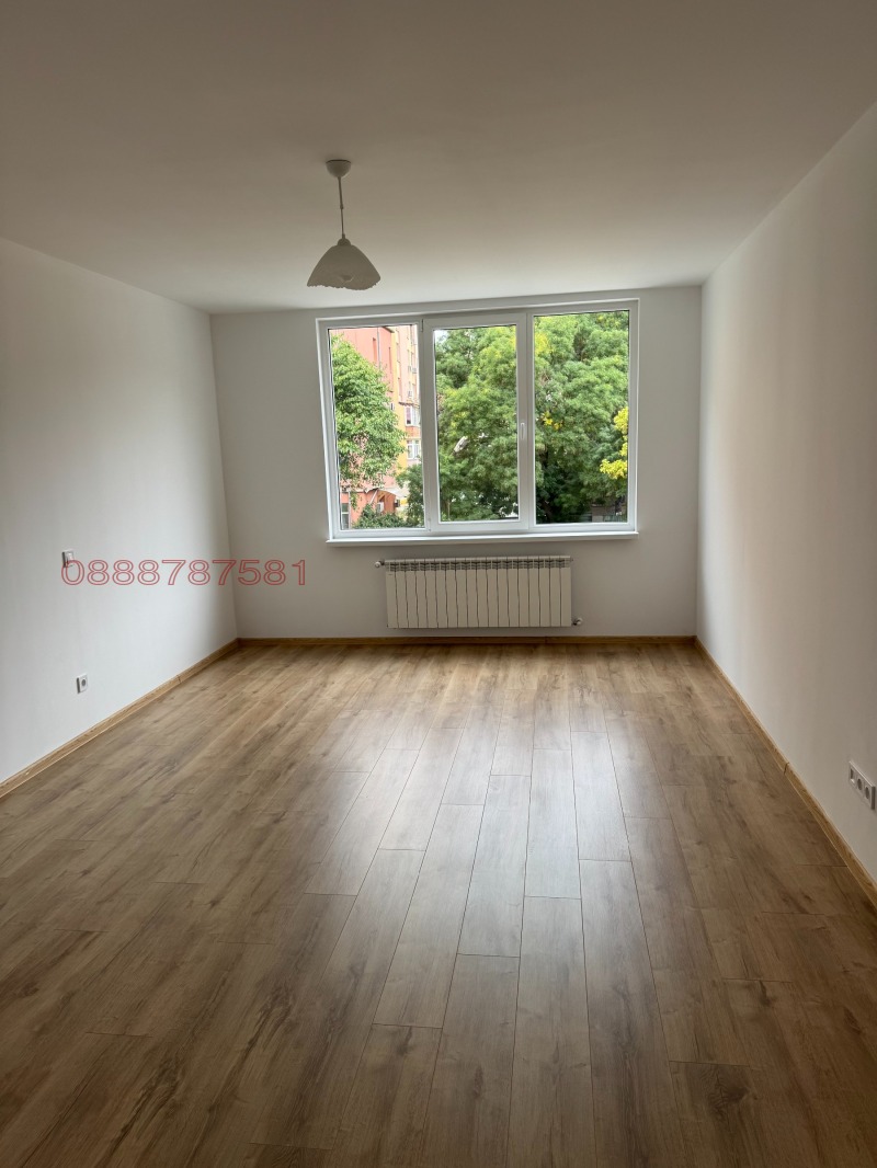 À vendre  3 chambres Sofia , Zona B-5-3 , 134 m² | 52527023 - image [17]