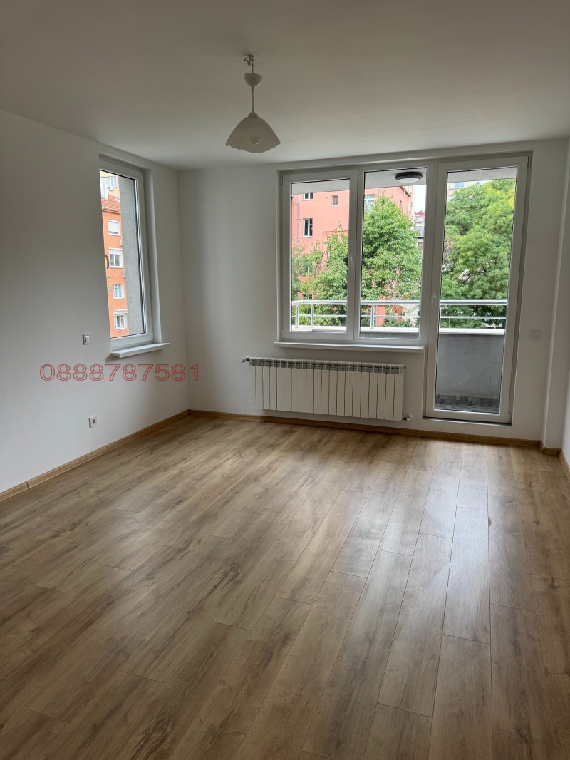 À vendre  3 chambres Sofia , Zona B-5-3 , 134 m² | 52527023 - image [16]