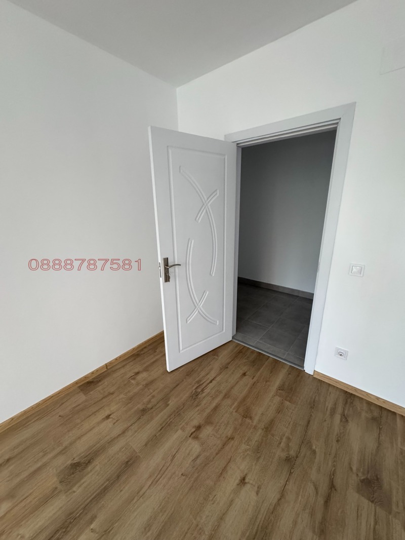 À vendre  3 chambres Sofia , Zona B-5-3 , 134 m² | 52527023 - image [12]