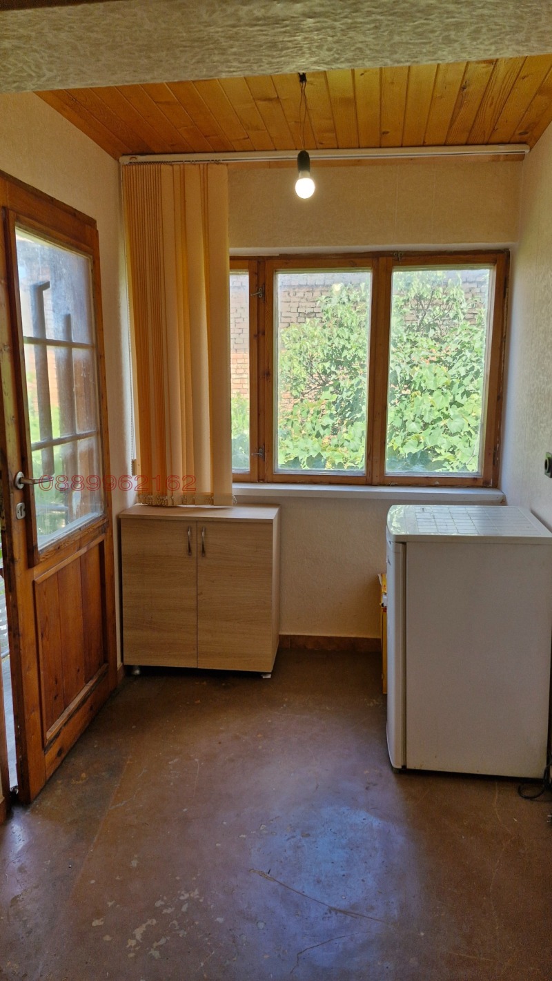 Продава КЪЩА, гр. Омуртаг, област Търговище, снимка 10 - Къщи - 52779958